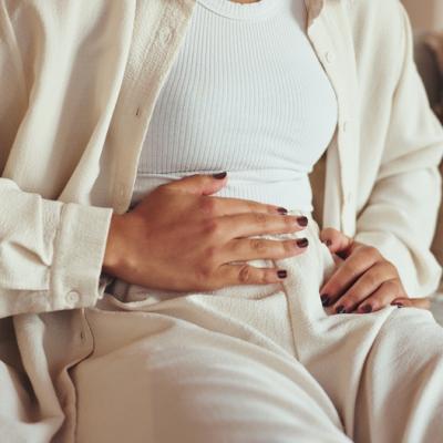 Endometrioza  - Ce este, test, simptome, diagnostic și tratament