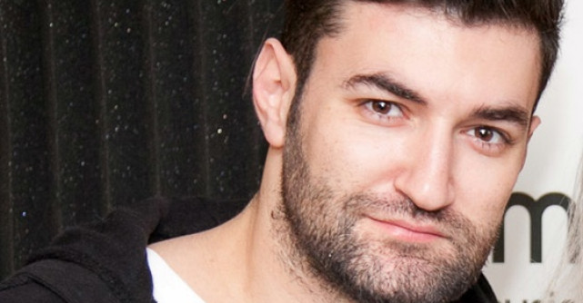 Smiley isi deschide inima 