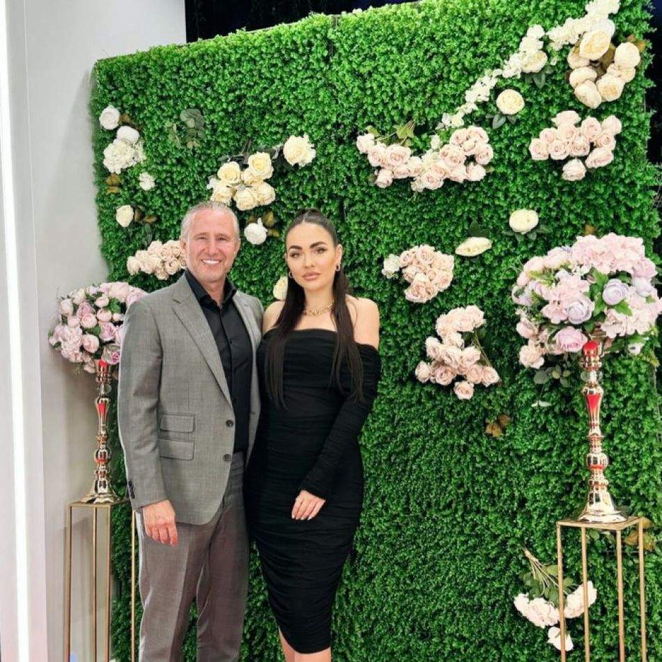 Corina Caciuc își arată pentru prima dată familia: 34 de lumânări, două inimioare și o viață pentru care sunt recunoscătoare...