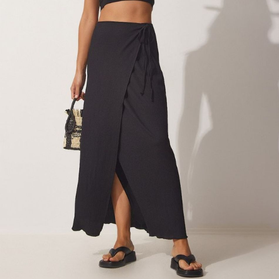 20 de fuste de vară. Descoperă modelele care nu trebuie să-ți lipsească din dulap!   