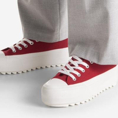 Adidași de damă: De ce nu sunt doar la modă, ci și practici?