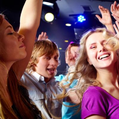 Ramona Gabor si Justin Bieber vin cu Stirile zilei