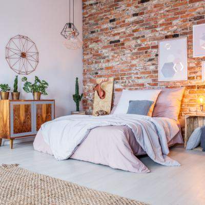 Dormitorul care te ajută să dormi mai bine: lumină, textile, culori, ordine