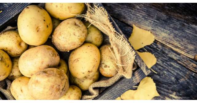 De ce trebuie sa consumam cartofii cu tot cu coaja?