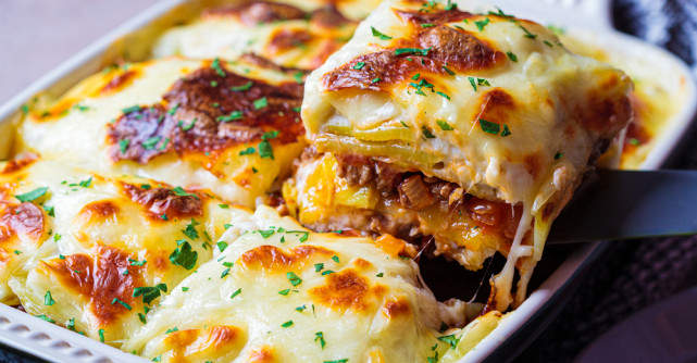 Cum să prepari cea mai gustoasă musaca: rețeta pas cu pas
