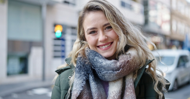 Cum să îți îngrijești pielea în sezonul rece: ghid complet și simplu de skincare de iarnă