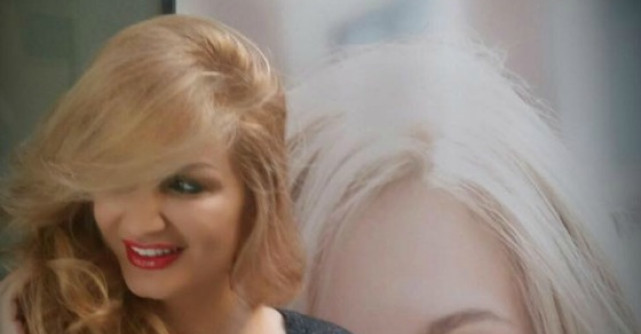 Vopseaua organica suta la suta este trendul anului 2016! Cantareata Julia Jianu, fana numarul 1