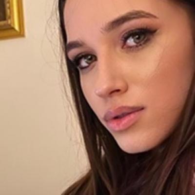 Ioana Ignat s-a logodit. Artista a spus cel mai sincer DA și le-a arătat fanilor inelul 