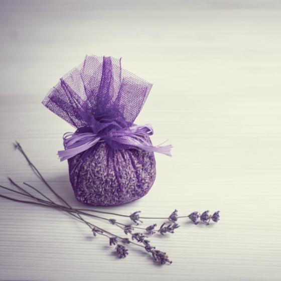 Decoratiuni dragalase cu lavanda pentru arome de vis in dormitor