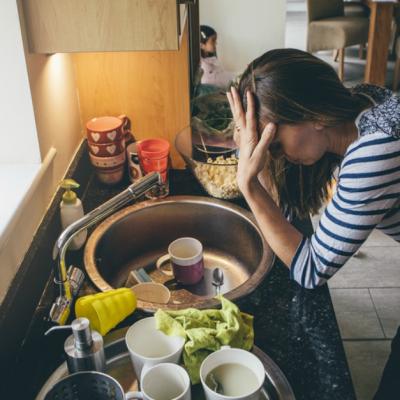 Pentru acea mama care simte ca nu mai poate... esti perfecta pentru copilul tau!