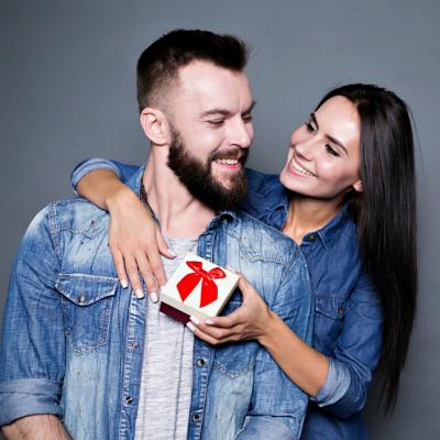 Cadouri de mărțișor pentru el: surpinde-l cu ceva total deosebit