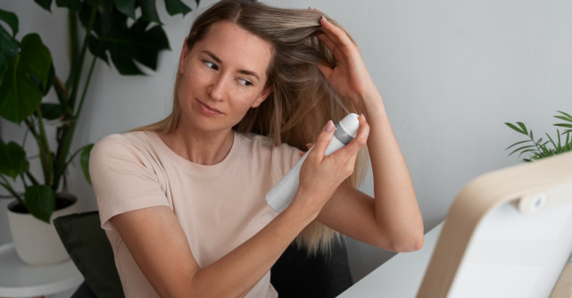 Ce conțin produsele tale pentru păr: ghid rapid de etichete și ingrediente