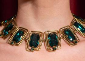 Cristale și perle – limbajul secret al eleganței