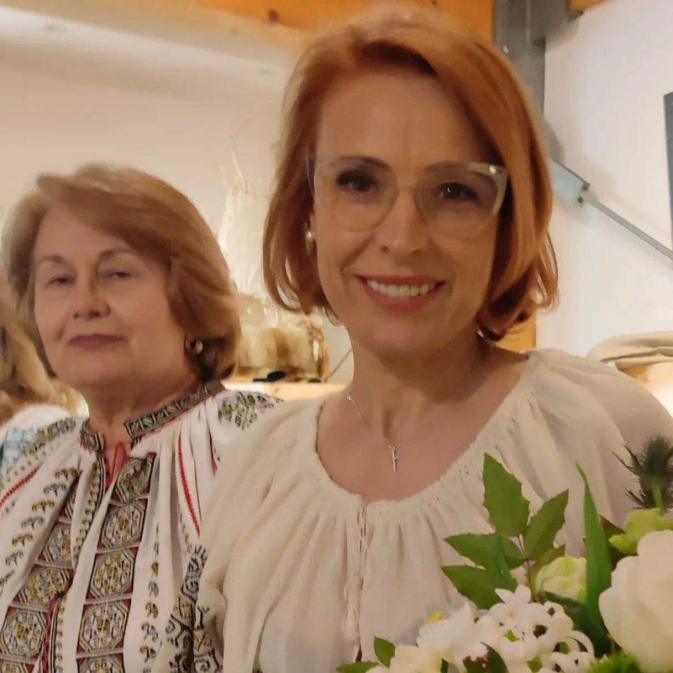 Monica Davidescu, reguli pentru fiica ei de 12 ani: O pun să se spele, să citească, să facă curat, lucrurile obișnuite...