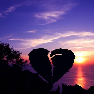 Mesaje de dragoste triste care îți spun povestea