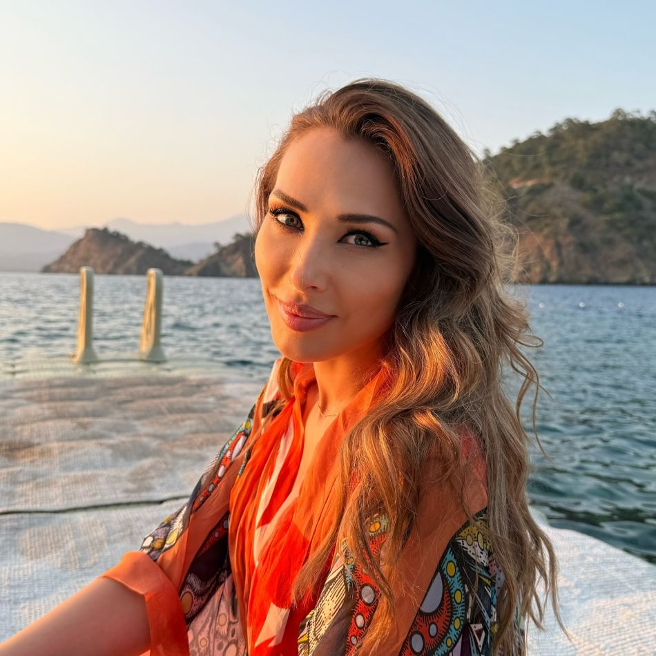 Tatăl lui Salman Khan, internat la terapie intensivă. Iulia Vântur, surprinsă în fața spitalului din Mumbai