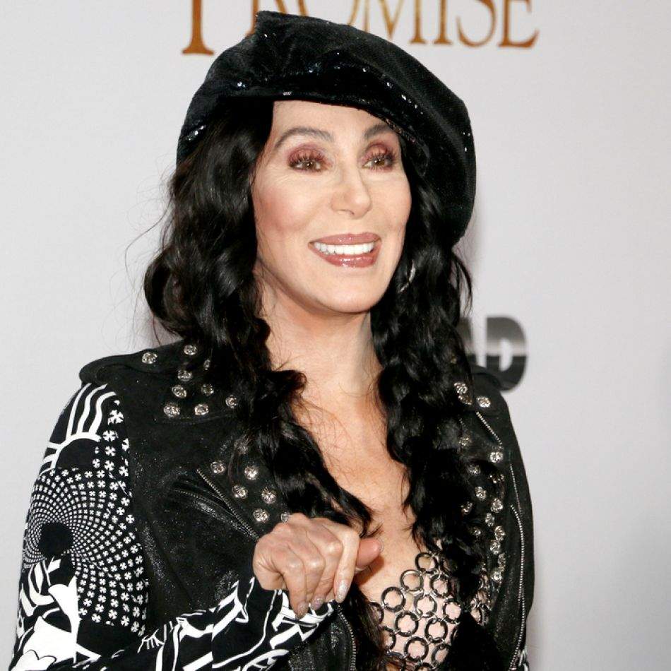 Cher, la 79 de ani, pregătită să se căsătorească cu iubitul ei, Alexander Edwards, cu 40 de ani mai tânăr