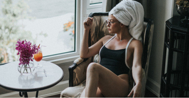 Care este cea mai bună metodă să îți usuci părul: să vedem ce spun specialiștii!