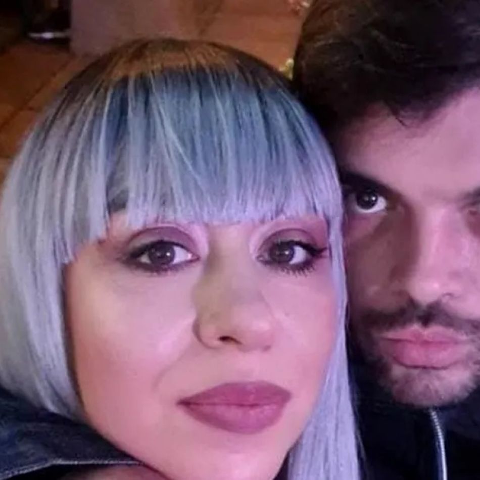 Oana Roman, farsă cu noul iubit! Ce mesaj a transmis vedeta, chiar de la malul mării