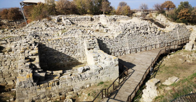 Descoperă Troia, orașul antic unde s-au născut legendele