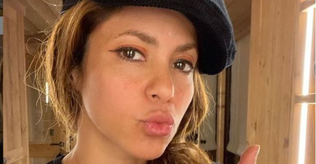 Shakira și-ar fi instalat o păpușă-vrăjitoare pe balconul vilei, îndreptată către casa soacrei