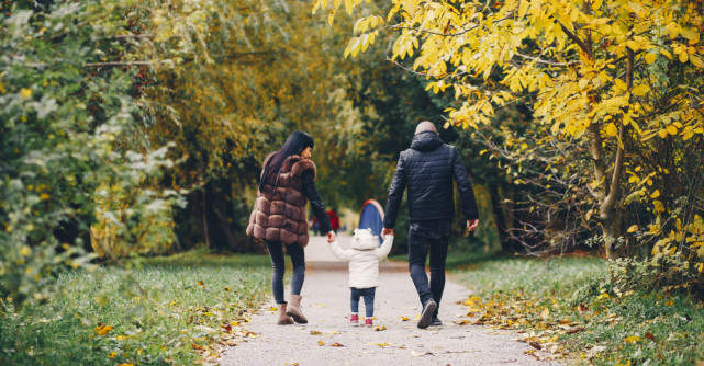5 reguli de co-parenting după separare: cum să gestionezi situația pentru binele celui mic