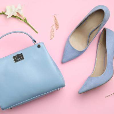 Pantofii cu toc in nuanțe de albastru: Noua tendință care cucerește anul acesta