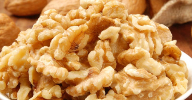 De ce sa consumi O NUCA PE ZI? 9 Motive suficient de Puternice incat sa te convinga!