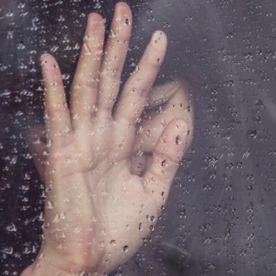 Lucrurile pe care le inveti despre tine atunci cand suferi din iubire