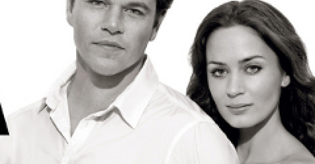 Matt Damon pozeaza alaturi de sotie in Mens Health