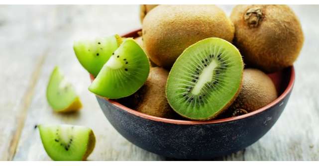 Cum se consuma kiwi ca sa beneficiezi de efectele lui
