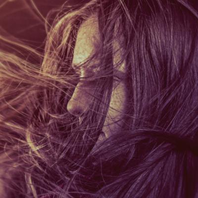 Într-o lume care încearcă să te facă de piatră, tu păstrează-ți sufletul blând