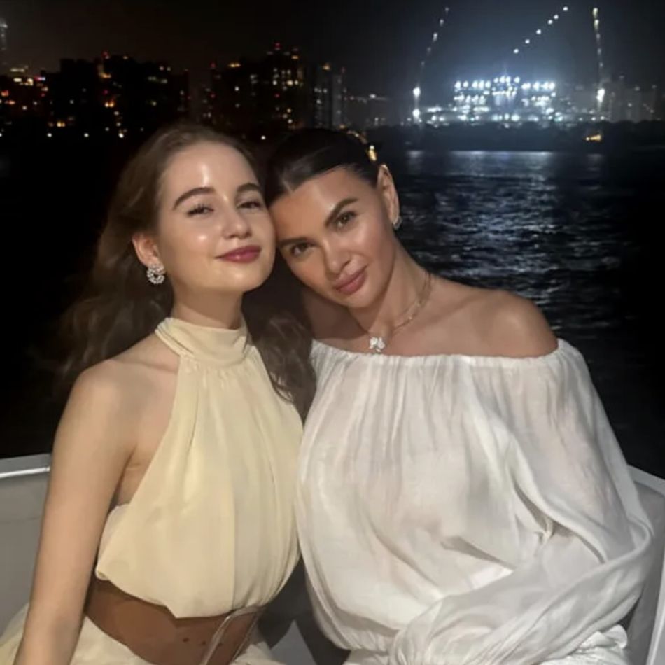 Cât costă un tablou pictat de Irina Columbeanu. Monica Gabor, cea mai mândră mamă:  Ești lumina mea...