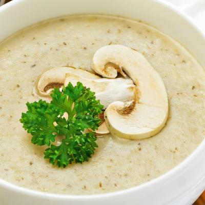 Supa crema de ciuperci: fina, catifelata si un gust minunat