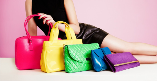 Ce modele de genti in culori tari merita sa porti si cum le combini