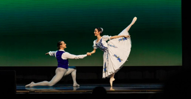 Bucharest International Ballet Gala a transformat Sala Palatului într-o scenă a baletului mondial