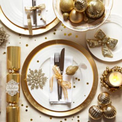 5 tipuri de farfurii pentru masa de Craciun