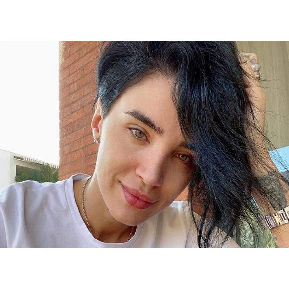 Vedetele s-au întrecut în ținute spectaculoase la nunta lui Smiley cu Gina Pistol! Care a fost cea mai îndrăzneață apariție?