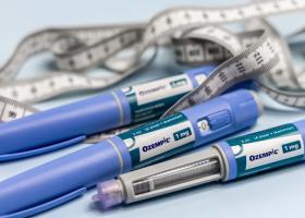 Pe fețele celebrităților se citesc efectele alarmante ale utilizării Ozempic