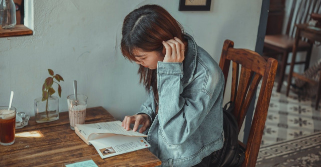 Imi place sa fiu singura. Ce e in neregula cu mine?