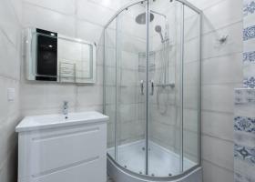 Spațiul în care aerul rămâne curat: soluții eficiente pentru controlul umezelii în baie