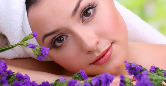 5 Produse Naturale recomandate in Acnee