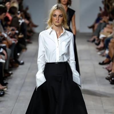 Cum sa porti camasa alba: 4 Tinute pentru 4 stiluri diferite