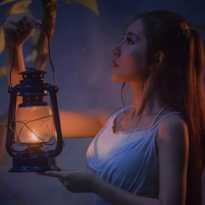 18 Întrebări care îți vor arăta cine ești cu adevărat (și care este destinul tău în viață)