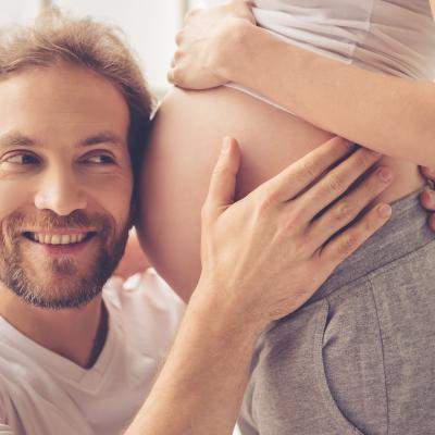 Prin ce trece o femeie, de la sarcină, la îngrijirea bebelușului