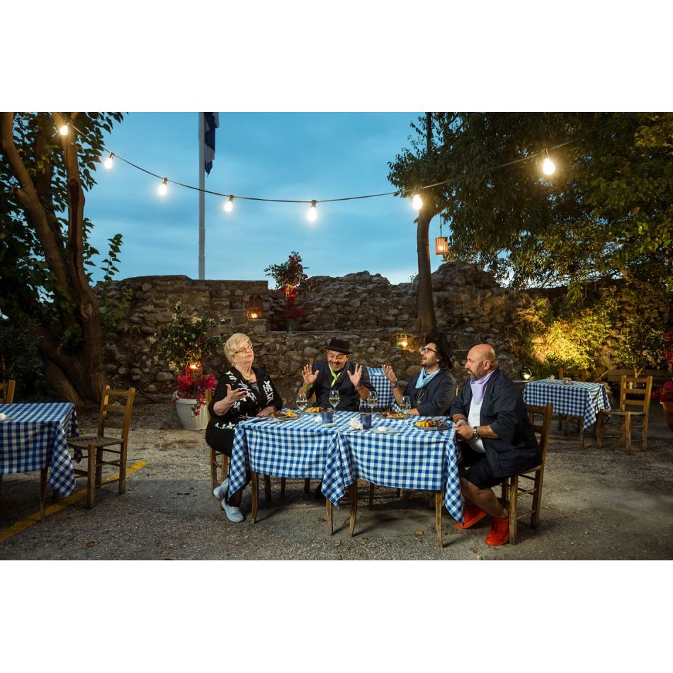 Chefi fără limite, filmat în cele mai spectaculoase locații din Grecia. Premiera luni, marţi şi miercuri, de la 20:30, la Antena
