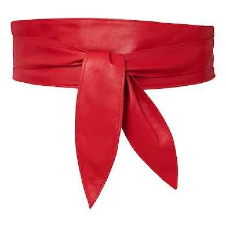 Cum integrăm nuanțele de roșu în ținute? 20 de piese vestimentare pentru anul 2024