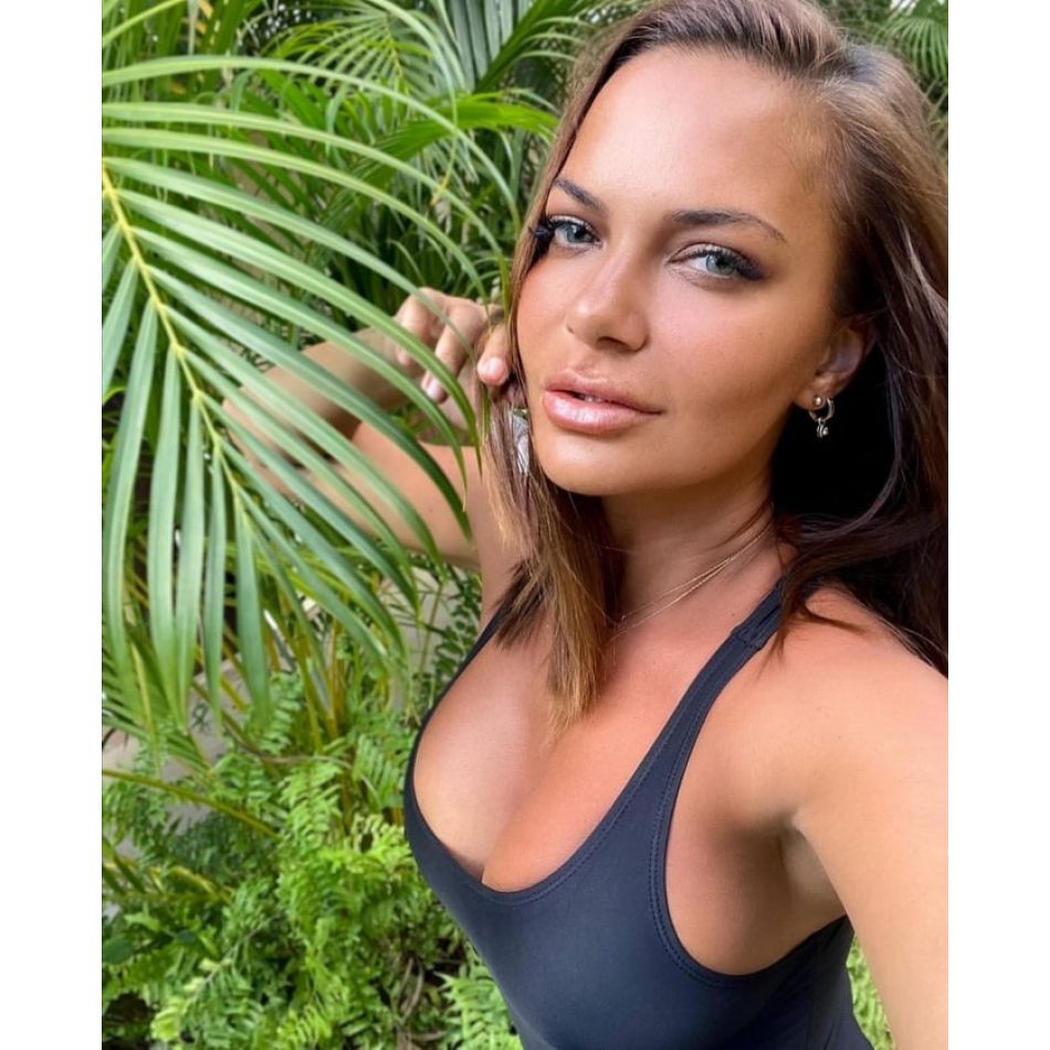 Andreea Antonescu, sacrificii imense în dragoste! Artista ar trece chiar și peste înșelat de dragul persoanei iubite