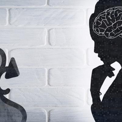 Tehnici teatrale pentru terapie și dezvoltare personală: cum să ne uităm la propriile gânduri ca la un spectacol de teatru