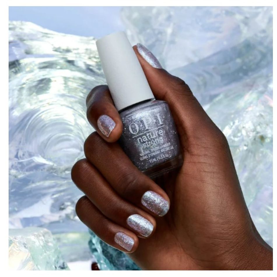 Manichiură de primăvară: Cele mai rezistente lacuri de unghii în cele mai trendy culori 